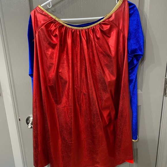Supergirl Costume Adult Medium EUC Halloween - Picture 2 of 3